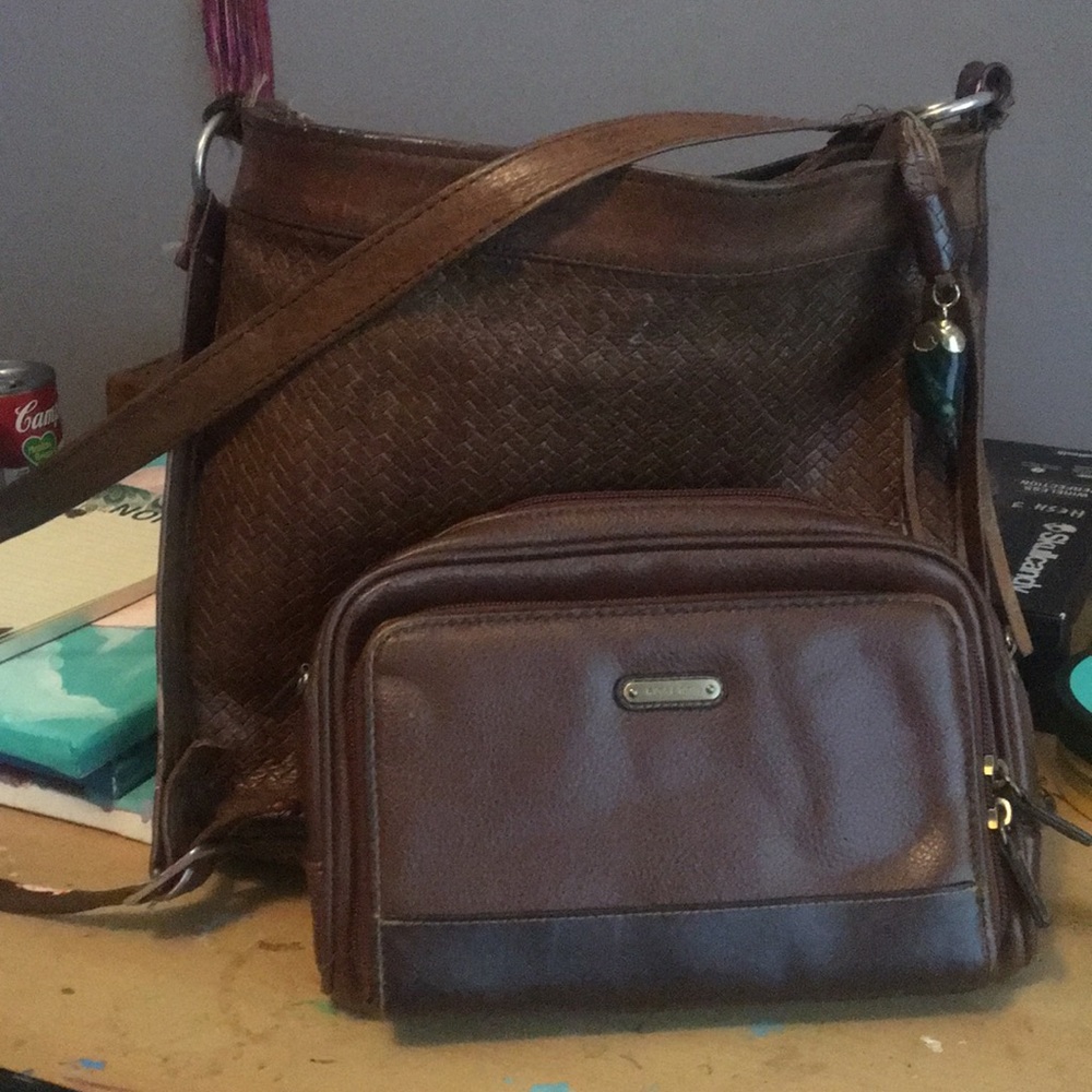 BUNDLE!! Leather shoulder bag and makeup/wallet